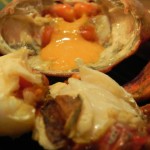Nécora a la parrilla con la salsa de Pura Iglesis. Grilled velvet crab with Pura Iglesias' sauce.