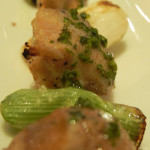 Sot y lesse brochette of spit-roast free range chicken Pincho de Sot y lesse de pollo de corral a l'ast