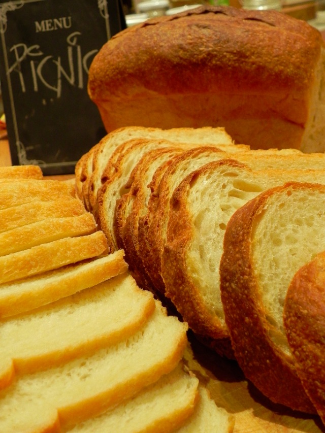 Pan de molde casero con masa madre
